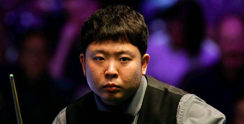 不敌马克, 资格赛中